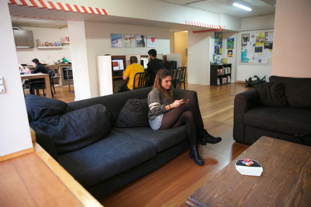 Barkly Backpackers Hostel Melbourne Exterior photo